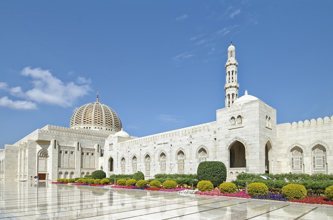 sultan qaboos grand mosque Oman häämatka